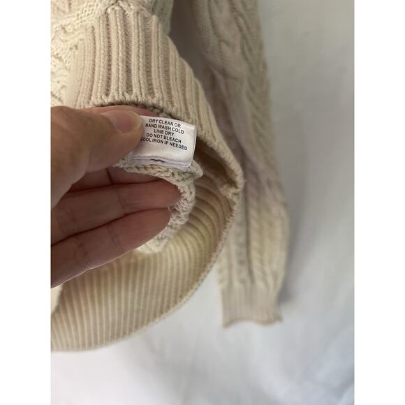 Evereve Alexis Strong Shoulder Cable Pullover Sweater Women’s Small Cream - Picture 6 of 10